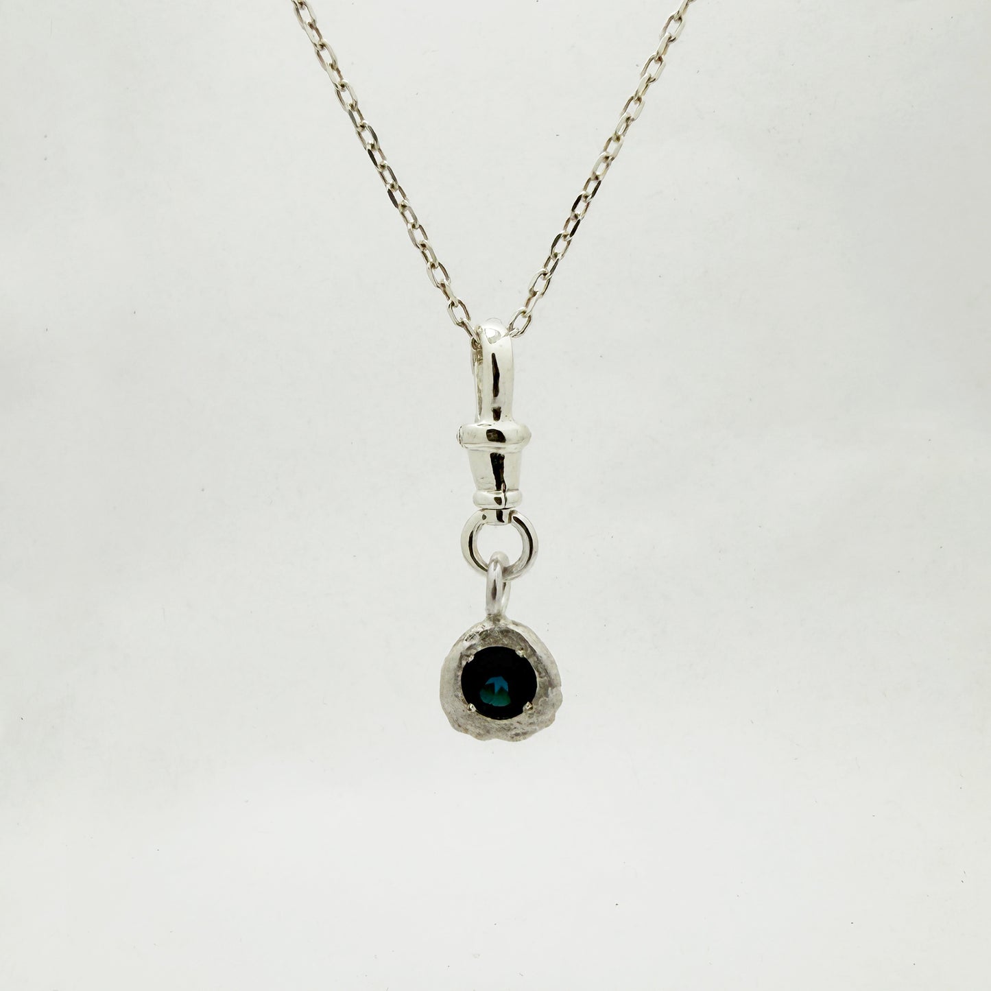 Pendant with clasp