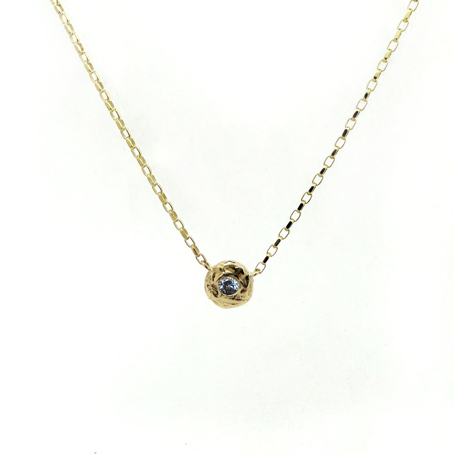 Alya Necklance