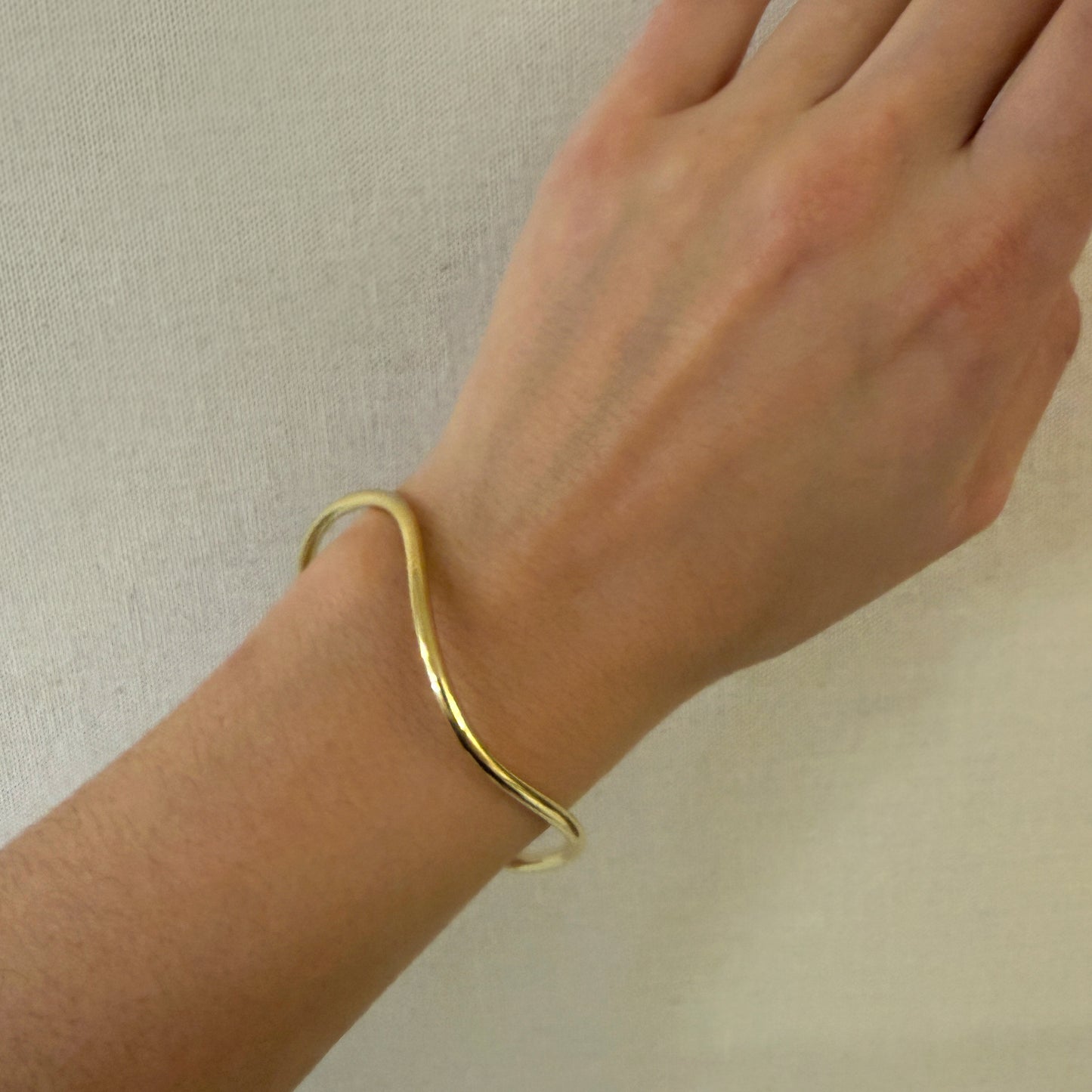 Flow bangle, gold vermeil